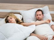 côté droite du lit